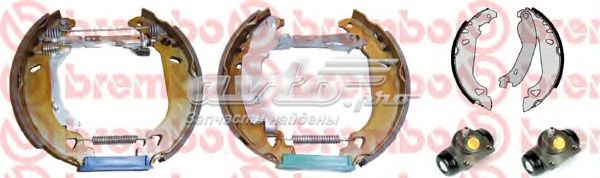 Zapatas de frenos de tambor traseras BREMBO K23027