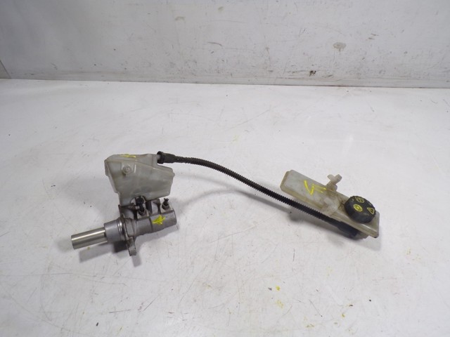 Cilindro maestro de frenos 1610017880 Peugeot/Citroen