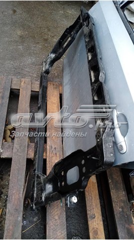 68385108AA Chrysler soporte de radiador completo