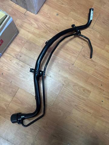Comprar Q3760269 Q-fix Tubo del depósito al cuello de llenado