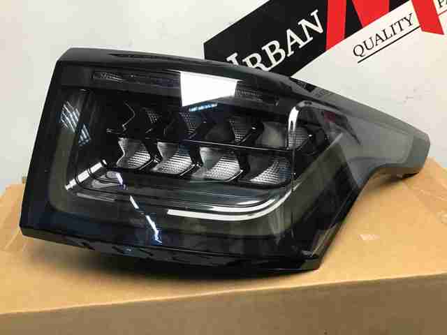 LR136857 Land Rover Piloto trasero izquierdo