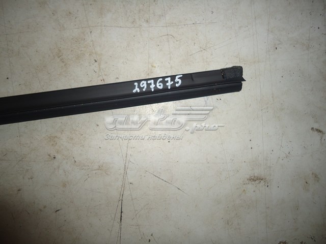 822312S000 Hyundai/Kia