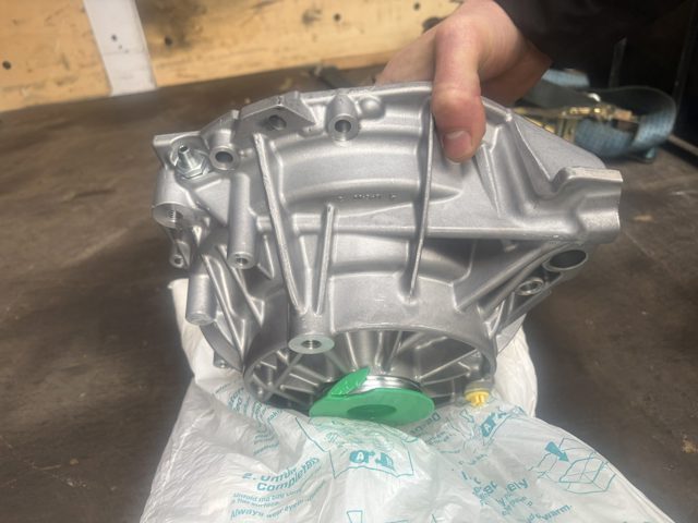 0MB300040G VAG 
