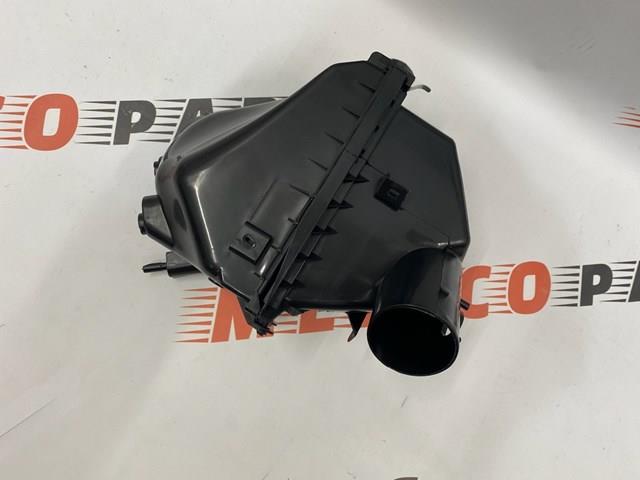 Caja del filtro de aire 1770036260 Toyota