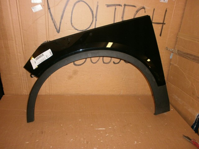 31651217 Volvo Aleta delantera izquierda