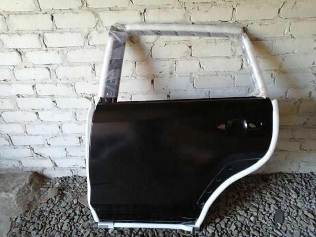 Puerta trasera izquierda 6700442191 Toyota