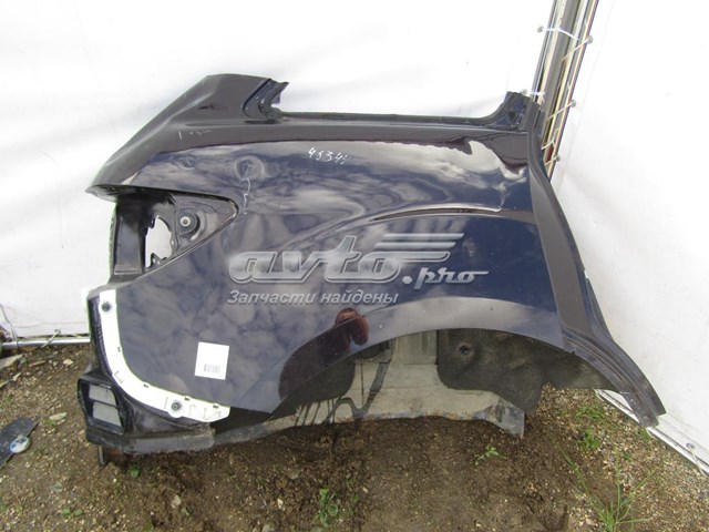 EGY170410A Mazda guardabarros trasero derecho