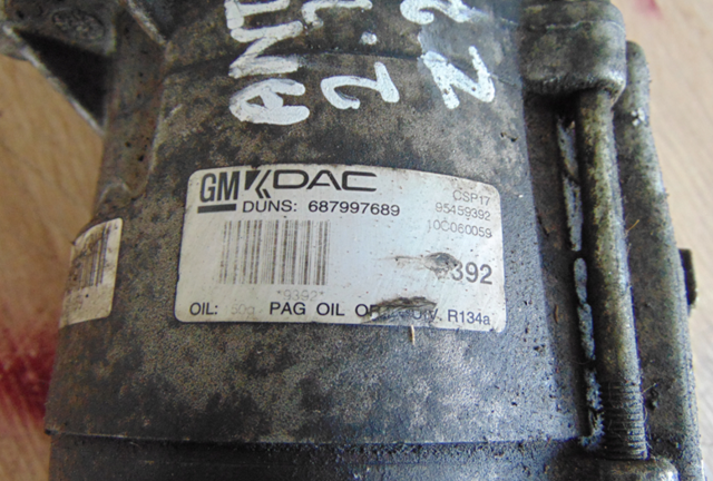 Compresor de aire acondicionado 95459392 General Motors