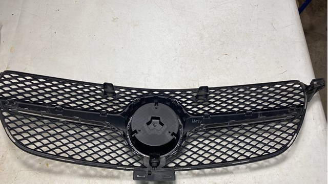 Rejilla Mercedes A2928880060