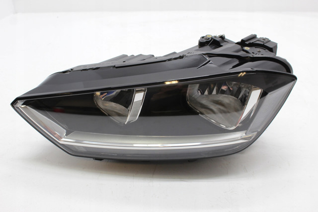 Faro izquierdo 5C7941005K VAG
