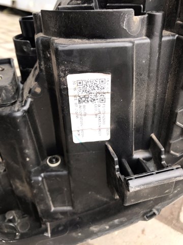 Faro derecho 92102F1500 Hyundai/Kia