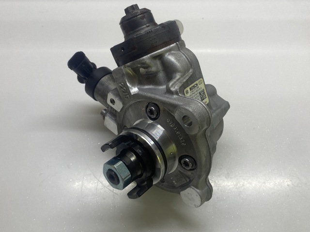 Bomba inyectora 5801572470 Iveco
