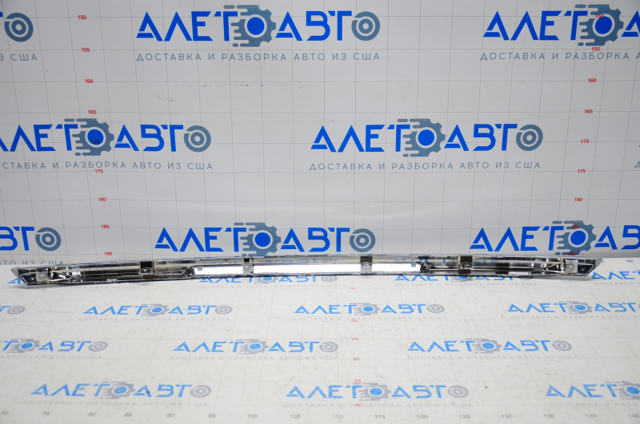 Comprar 850726FL1A Nissan/Infiniti Moldura de parachoques trasero