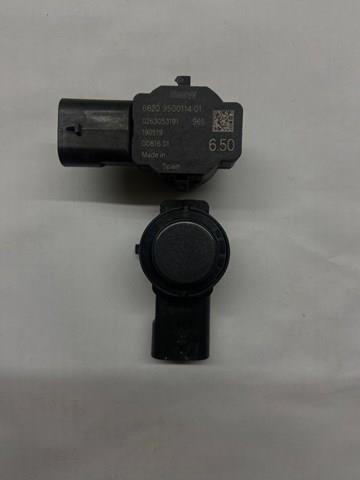 Sensor de aparcamiento trasero lateral 66209500114 BMW
