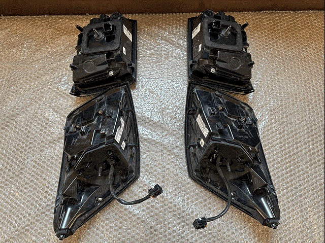 Piloto trasero interior derecho Peugeot/Citroen 9836231380 precio, desde 140,84 EUR