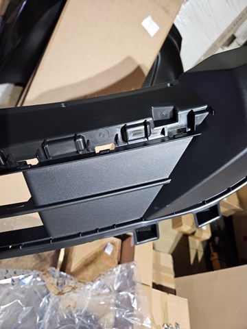 Spoiler delantero Ford LV4B17C831JB5YZ9 precio, desde 154,91 EUR