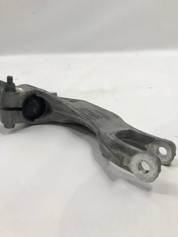 8W0413037 VAG 