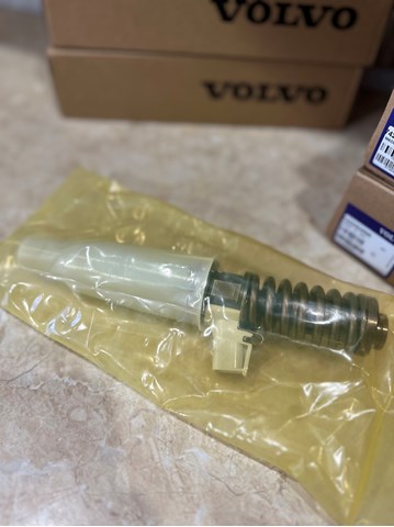 Inyector-bomba Volvo 22254568