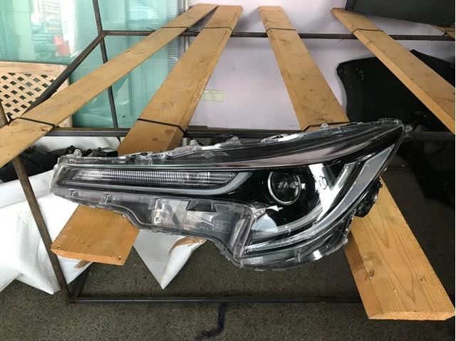 Faro izquierdo 8115002S70 Toyota