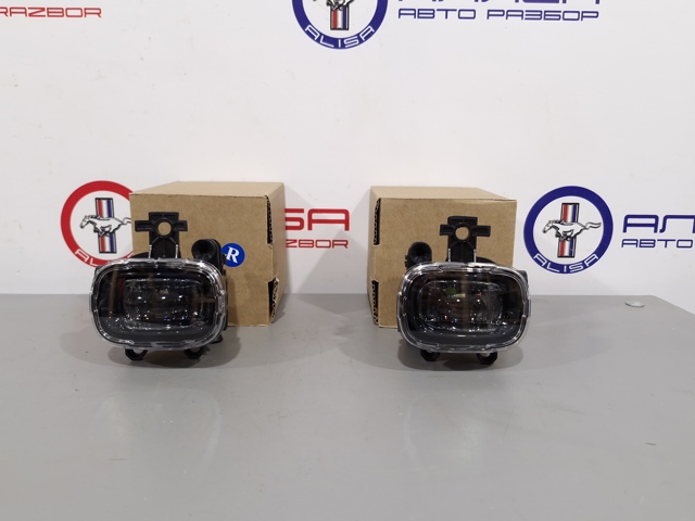 Faro antiniebla derecho Nissan/Infiniti 261508990D precio, desde 121,57 EUR