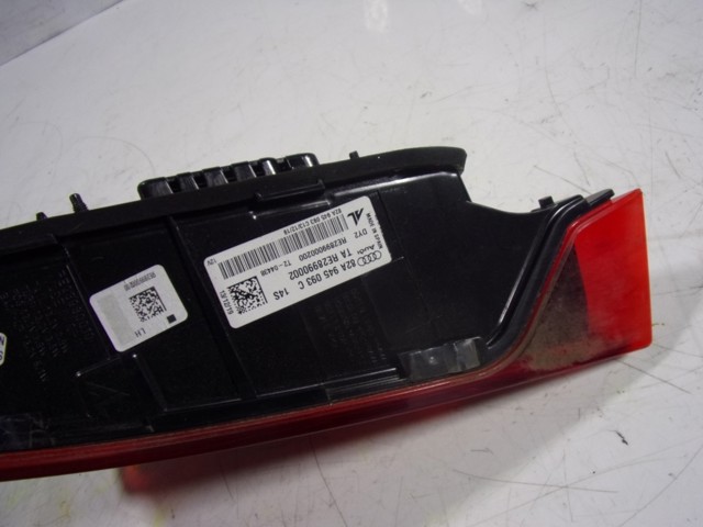 Piloto trasero interior izquierdo 82A945093C VAG