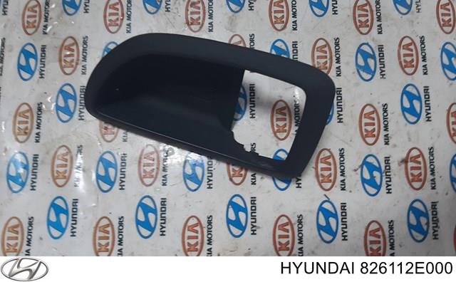  Hyundai/Kia 826112E000