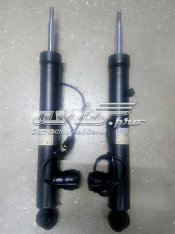 Amortiguador trasero izquierdo E62111CF0B Nissan/Infiniti