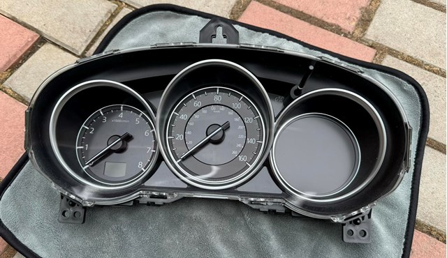 TK4955430 Mazda Tablero de instrumentos
