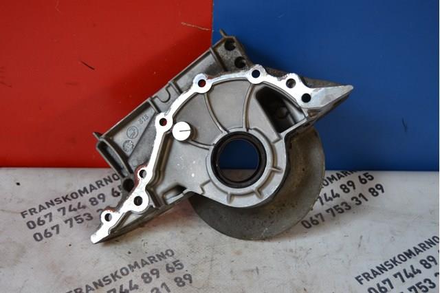 Tapa delantera del motor Renault (RVI) 8200563690