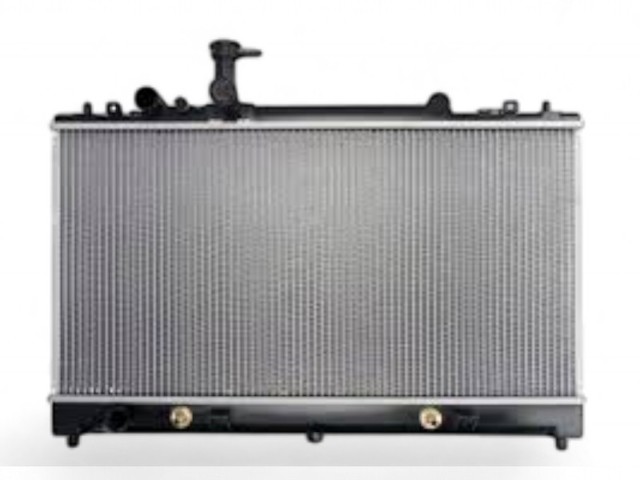 Comprar LRC251LF Luzar Radiador de auto