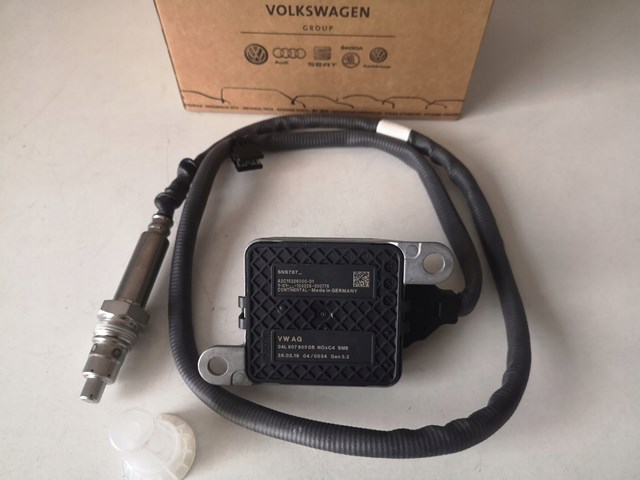 04L907805DB VAG Sensor de óxidos de nitrógeno NOx