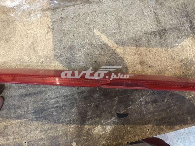 51953596 Chrysler Luz central de freno