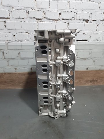 Culata de motor Nissan/Infiniti 1104100Q1G