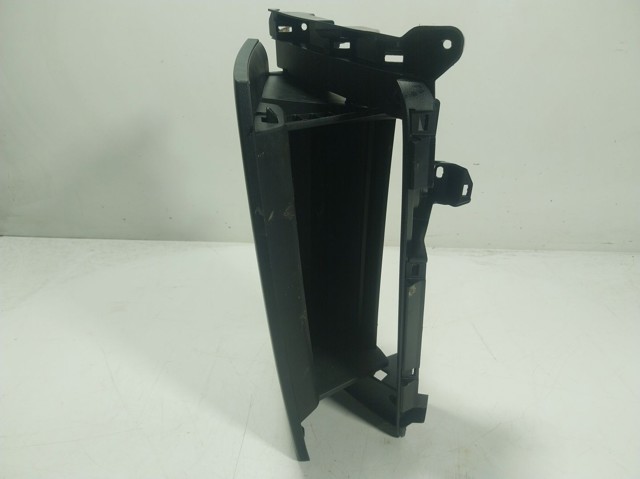 Tapa de la guantera Toyota Yaris hatchback (P21) (2020 - 2026) precio, desde 166,98 EUR
