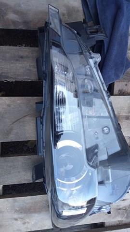 KB8M51031D Mazda Luz derecha