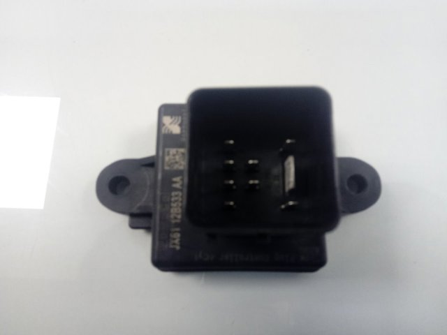 Relé de los calentadores JX6112B533AA Ford