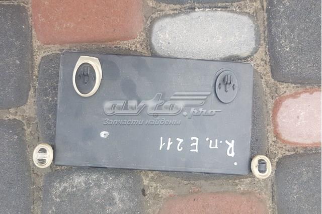 2118208485 Mercedes 