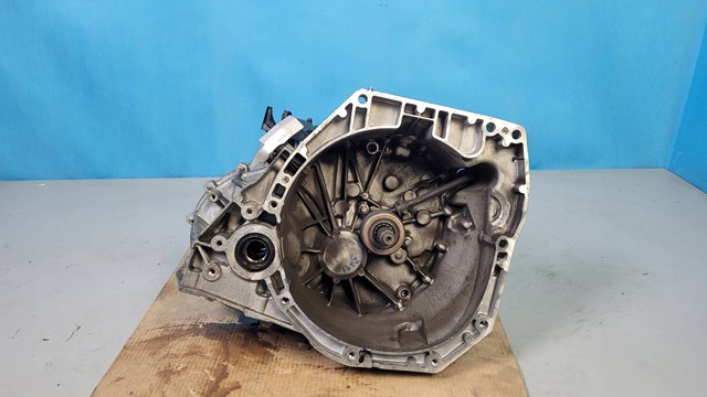 TL4162 Nissan/Infiniti Transimisión manual