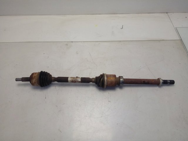 Semieje delantero derecho Renault (RVI) 391001063R