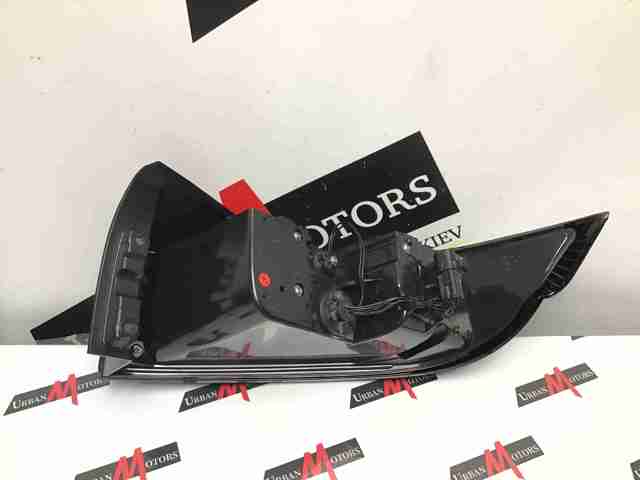 LR072649 Land Rover Piloto trasero izquierdo
