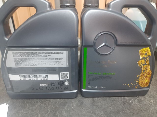 Comprar A000989330913 Mercedes Aceite de motor