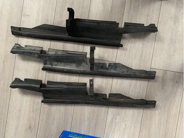 638295NA0A Nissan/Infiniti Sellado de guardabarros