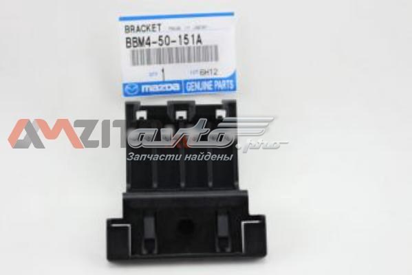 BBM450151A Mazda soporte de parachoques delantero derecho