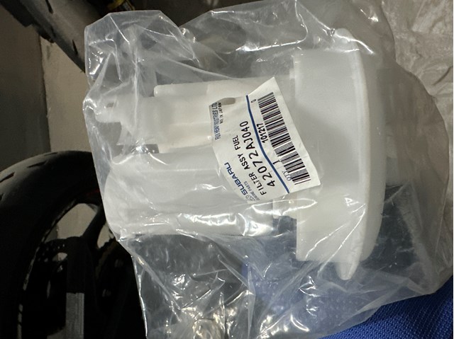 42072AJ040 Subaru Filtro de gasolina