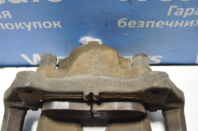 Pinza de freno, Eje delantero derecha Land Rover LR061369