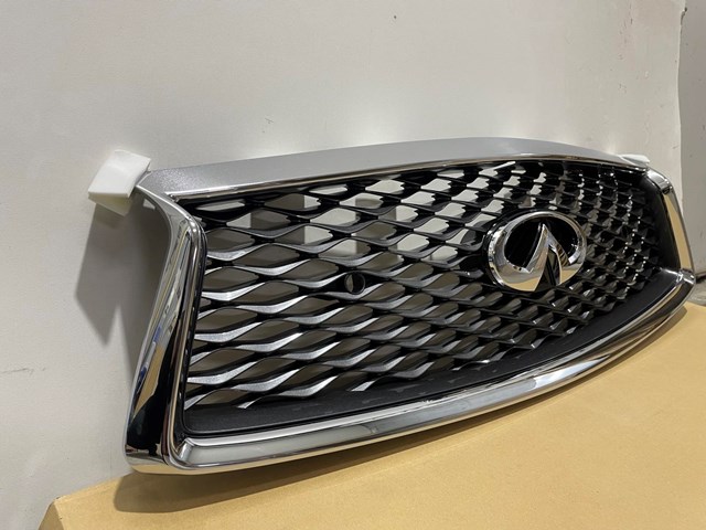 Parrilla 623106HH0C Nissan/Infiniti