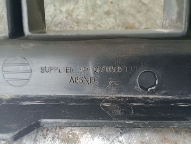 Comprar Parrilla Opel Frontera A 5MWL4
