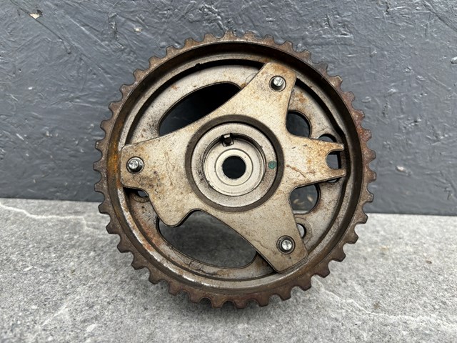 Comprar 130242580R Renault (RVI) Piñón del árbol de levas