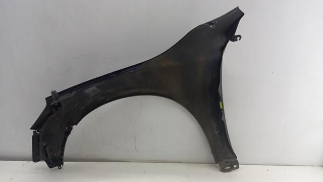 31352074 Volvo Aleta delantera