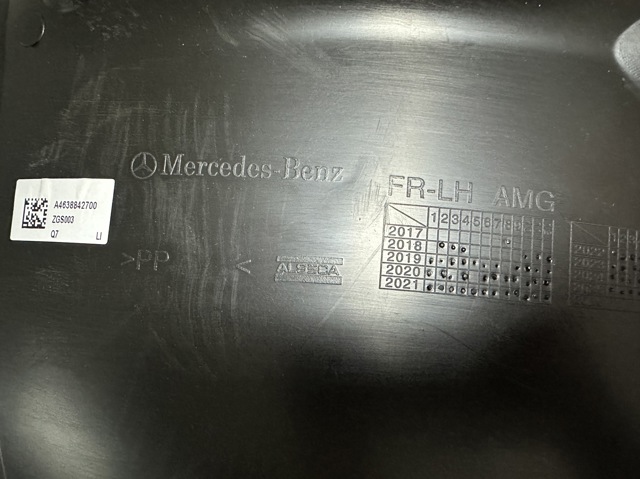Guardalodos interior izquierdo, guardafango delantero Mercedes A4638842700 precio, desde 89,50 EUR